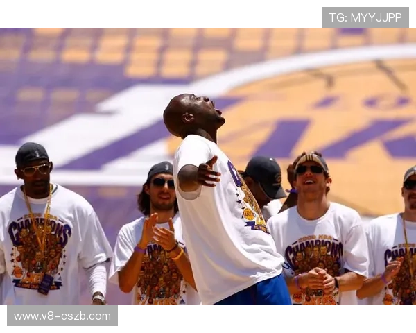 奥多姆职业生涯回顾：从天才少年到传奇球员的跌宕起伏